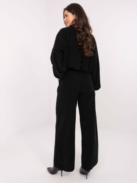 Klasyczne czarne spodnie ITALY MODA – Stylowy Wieszak