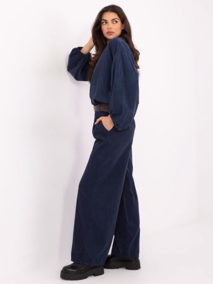 Granatowe sztruksowe spodnie wide leg od kompletu | ITALY MODA