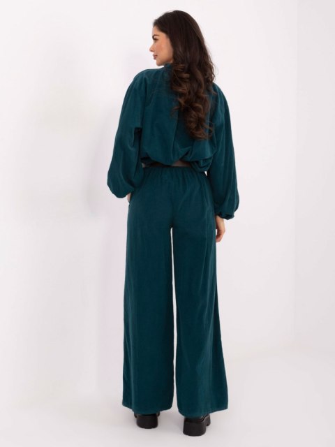 Spodnie z paskiem w stylu casual – Stylowy Wieszak