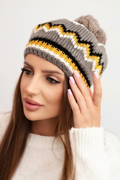 Czapka Damska Zimowa Wełniana z Pomponem i Kolorowym Wzorem K435 Ecru + Cappuccino