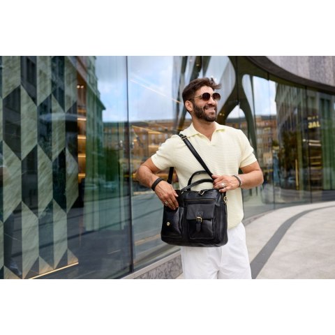 Męska torba na laptopa ze skóry naturalnej w czarnym kolorze - Peterson