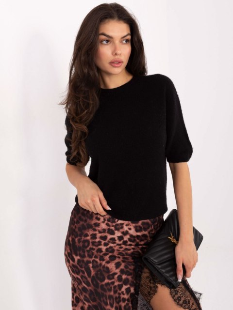 Czarny elegancki sweter damski z alpaką – Stylowy Wieszak