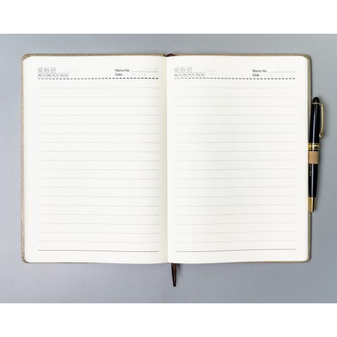 Beżowy notes w formacie A5 zadrukowany w linie - Peterson
