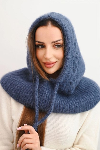 Czapka Kaptur Damski z Wiązaniem i Warkoczowym Splotem – Jeansowy – Stylowy Wieszak