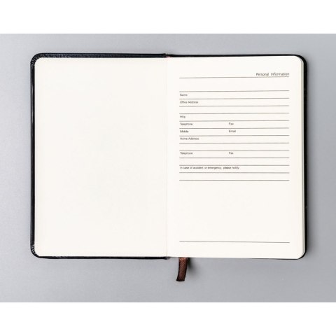 Czarny notes w formacie A6 zadrukowany w linie - Peterson