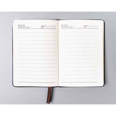 Czarny notes w formacie A6 zadrukowany w linie - Peterson