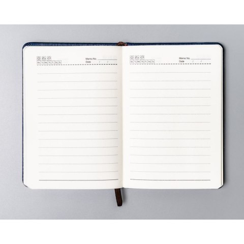 Granatowy notes w formacie A6 zadrukowany w linie - Peterson