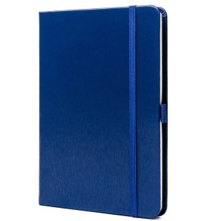 Granatowy notes w formacie B6 zadrukowany w linie, wyposażony w gumkę zamykającą - Peterson