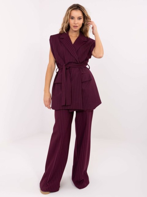 Garniturowa kamizelka burgundowa – Stylowy Wieszak