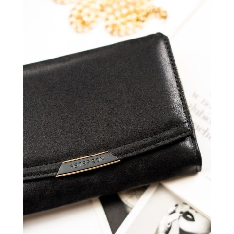 Czarny portfel damski ze skóry ekologicznej zamykany na zatrzask i suwak - Peterson