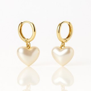 Pozłacane kolczyki z perłowym sercem – stal chirurgiczna KST3475