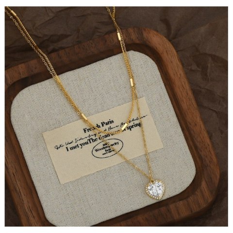 Delikatna biżuteria pozłacana – naszyjnik z sercem