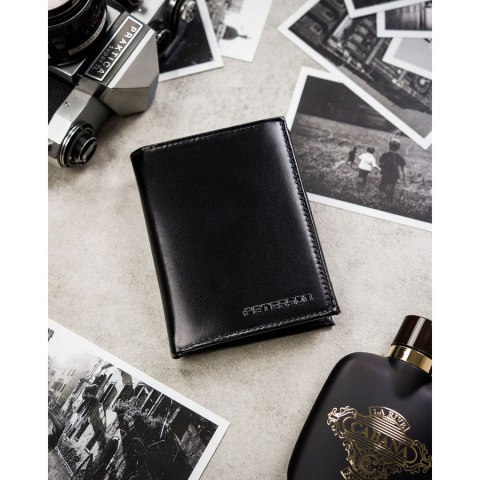 Zestaw prezentowy: skórzany, pionowy portfel męski w czarnym kolorze z systemem RFID i pasek ze skóry ekologicznej - Peterson
