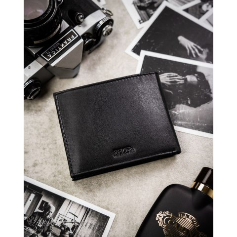 Zestaw prezentowy: skórzany portfel męski w czarnym kolorze bez zapięcia i czarny pasek ze skóry ekologicznej - Peterson