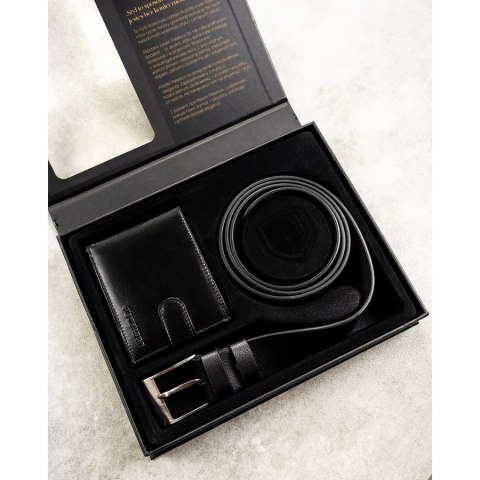 Zestaw prezentowy: skórzany portfel męski w czarnym kolorze z systemem RFID i pasek ze skóry ekologicznej - Peterson