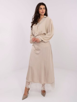 Beżowa elegancka bluzka z broszką i wiązaniem RED LINE