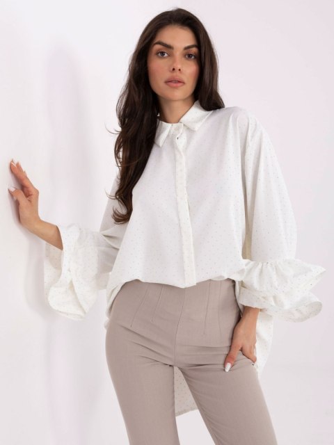 Koszula ecru z ozdobnymi falbanami przy rękawach