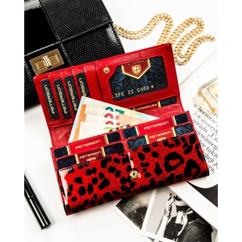 Duży portfel damski ze skóry ekologicznej i naturalnej w czerwonym kolorze zamykany zatrzaskiem - Peterson