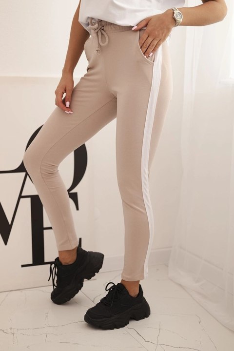 Komplet sportowy damski biały bluzka legginsy