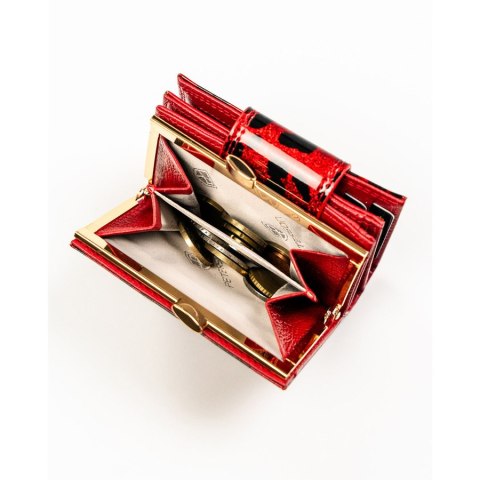 Mały portfel damski ze skóry ekologicznej i naturalnej w czerwonym kolorze - Peterson