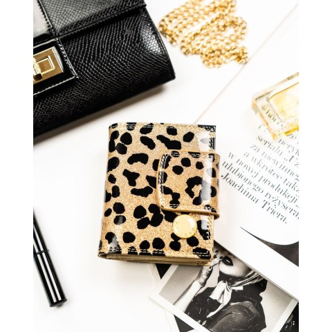 Mały portfel damski ze skóry ekologicznej i naturalnej w złotym kolorze - Peterson