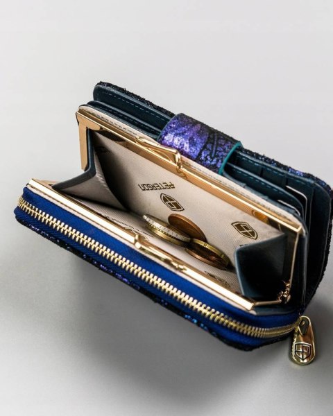 Skórzany portfel damski z systemem RFID - Peterson