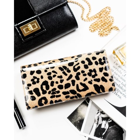 Złoty, duży portfel damski ze skóry ekologicznej i naturalnej w cętki, zamykany zatrzaskiem - Peterson