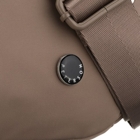 Beżowa listonoszka damska z poliestru zawieszona na szerokim pasku, dwukomorowa - Peterson