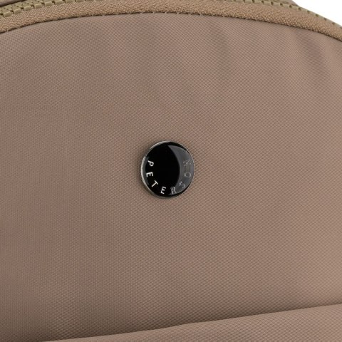 Beżowy plecak damski wykonany z poliestru, zawieszony na regulowanych szelkach - Peterson