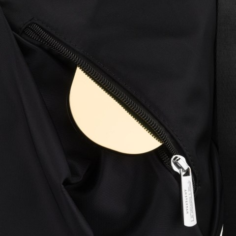 Czarna torebka damska z poliestru zamykana suwakiem - Peterson