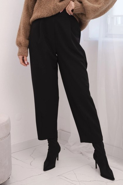 Czarne eleganckie spodnie damskie z wysokim stanem i zakładkami – Włoski krój