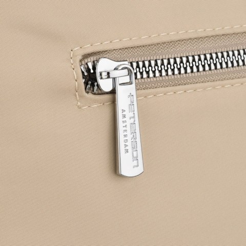 Beżowa torebka damska z poliestru i skóry ekologicznej wyposażona w kieszonkę zewnętrzną - Peterson