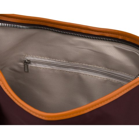 Bordowa listonoszka damska z poliestru i skóry ekologicznej zamykana suwakiem - Peterson