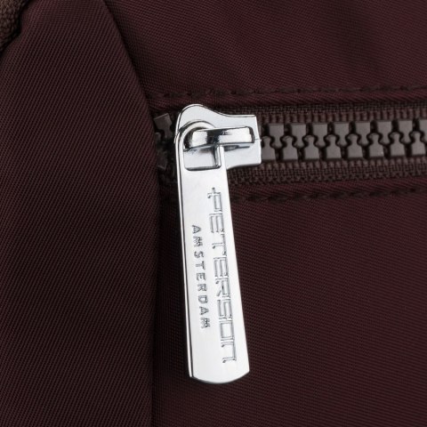 Bordowa listonoszka damska z poliestru zawieszona na regulowanym pasku - Peterson