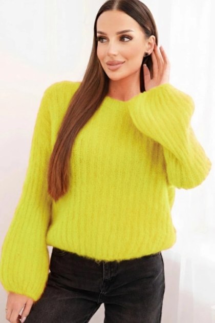 Sweter damski moherowy z bufiastymi rękawami – żółty