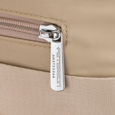 Beżowo-brązowy, miejski plecak damski z poliestru zamykany suwakiem - Peterson