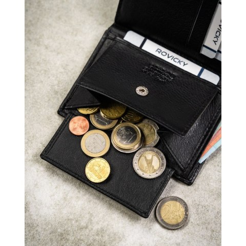 Czarny portfel męski ze skóry naturalnej mieszczący dowód rejestracyjny - Rovicky