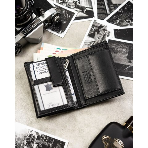 Duży, pionowy portfel męski ze skóry naturalnej w czarnym kolorze, mieszczący dowód rejestracyjny - Rovicky