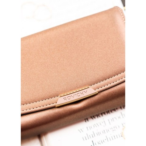 Beżowy portfel damski ze skóry ekologicznej zamykany na zatrzask - Rovicky