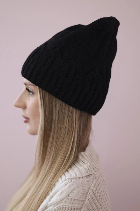 modna czapka damska czarna polska produkcja