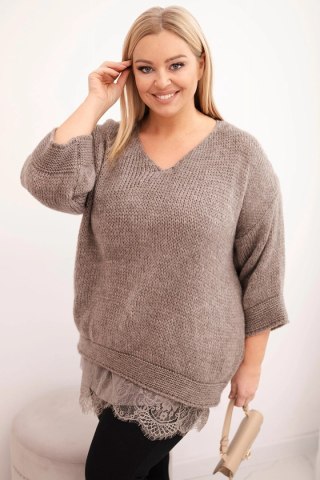 Komplet damski fango: sweter z dekoltem V i bluzka wiskozowa z koronkowym dołem – włoska produkcja