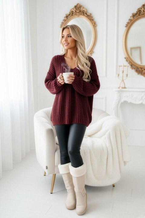 661-1 Ciepły sweter oversize o mięsistym splocie i dekolcie V - bordowy - UNI