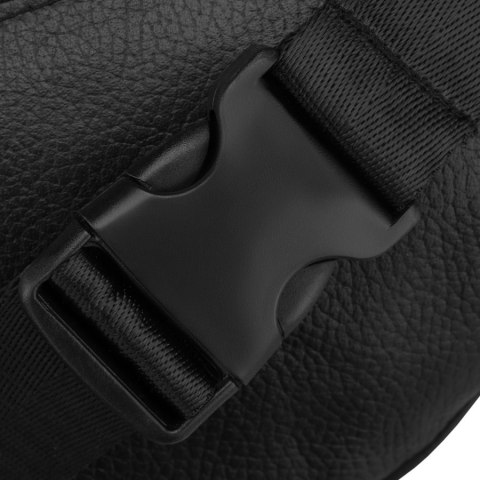 Czarna, skórzana saszetka damska zamykana na suwak - Rovicky