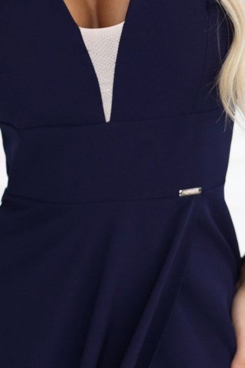 660-1 Elegancka sukienka maxi z falbankami, głębokim dekoltem i rozcięciem na nodze - granatowa - M