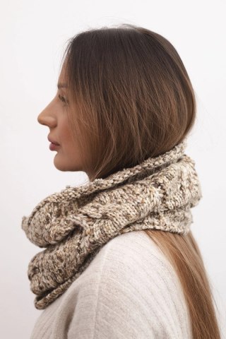 Ciemnobeżowy komin damski wełniany melanżowy KN25 – ciepły szalik zimowy