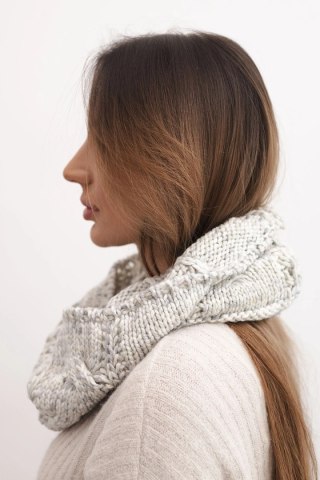 Jasnoszary komin damski wełniany melanżowy KN25 – ciepły szalik zimowy