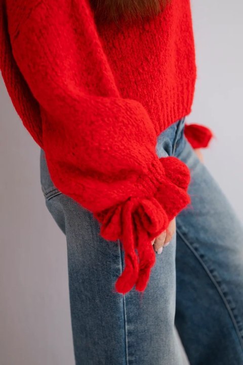 Sweter Damski Oversize z Moherem i Grubym Splotem – Czerwony | Stylowy Wieszak