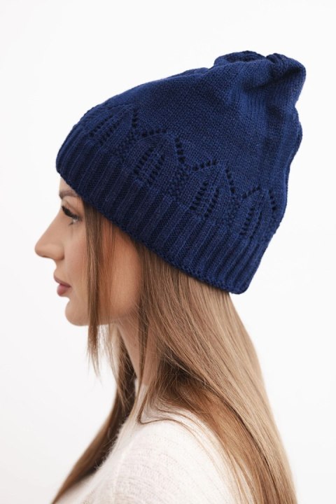 modna czapka damska granatowa polska produkcja