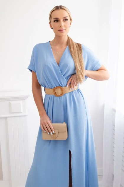 Sukienka maxi z ozdobnym paskiem niebieska
