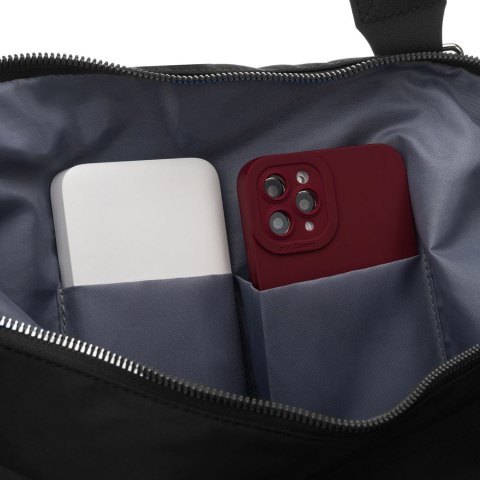 Damska torba treningowa z poliestru w czarnym kolorze zamykana suwakiem - Peterson